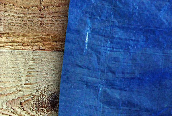 Drugget Floor Covering – Blue Poly Roll 100gsm – General Purpose Event Flooring Cover. (1.83mtr W x 200mtr L.) Valdamarkdirect.com